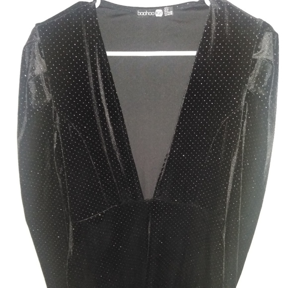 VINTAGE Boohoo Dresses & Skirts - Boohoo Vintage Velvet Dress sz,8